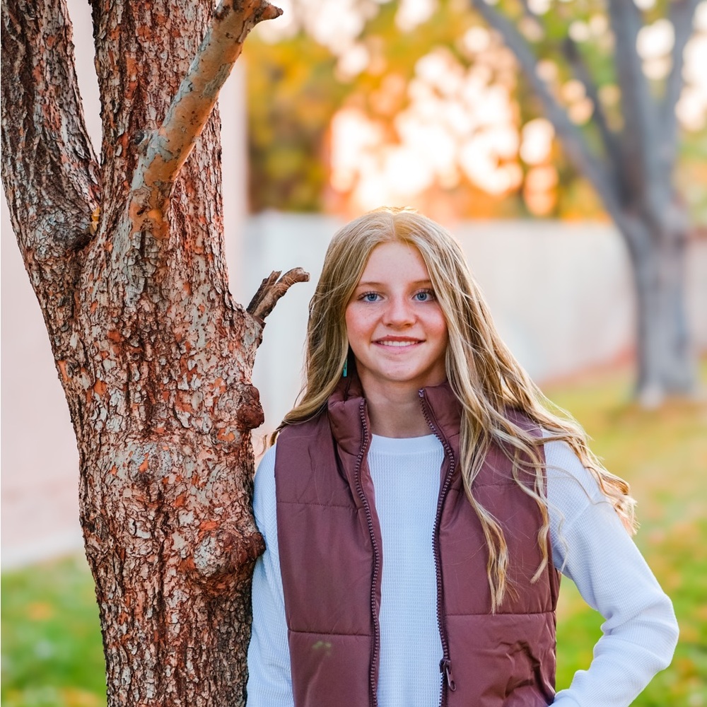 Meet your Posher, Mia